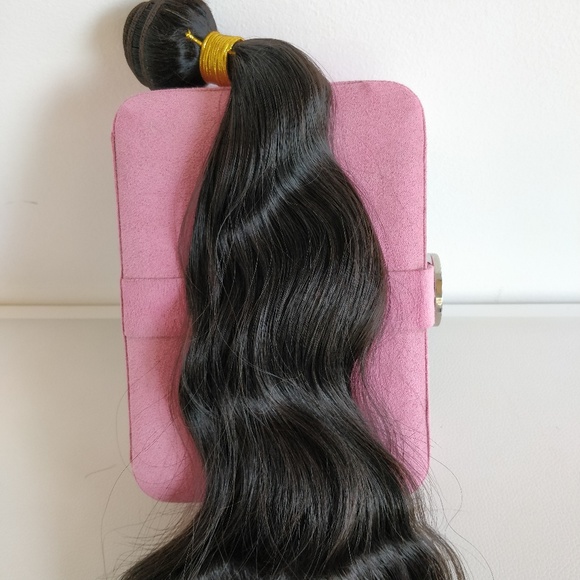 Single-Donor Virgin Hair Extensions Loose Wave 24